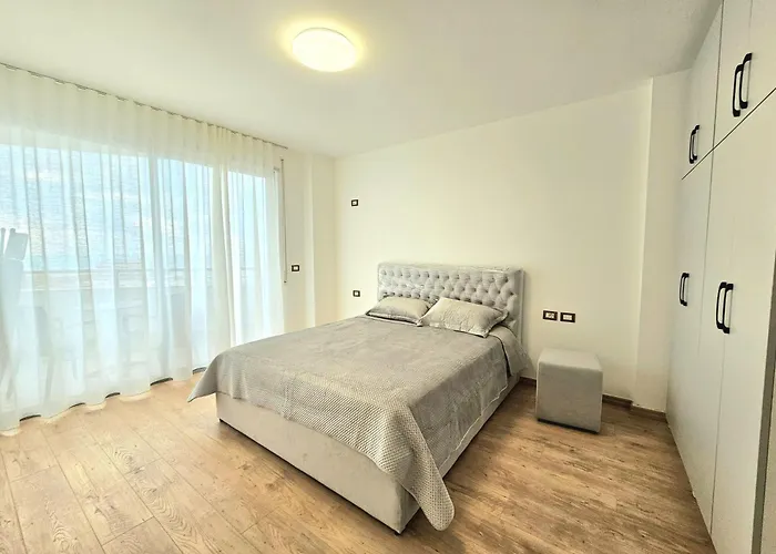 Dea's Golem (Tirana)