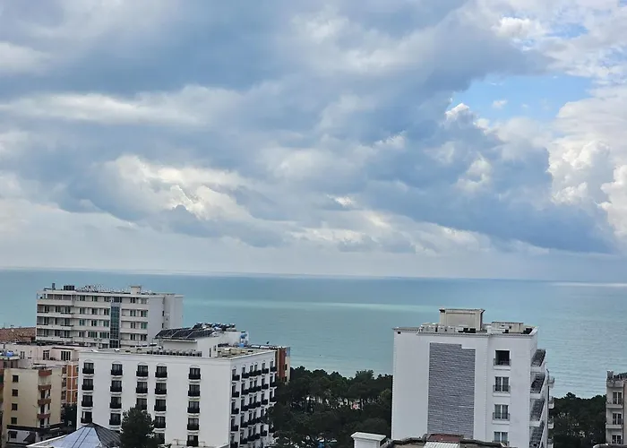 Dea's Appartement Golem (Tirana)