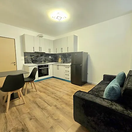 Apartament Dea's Golem (Tirana)