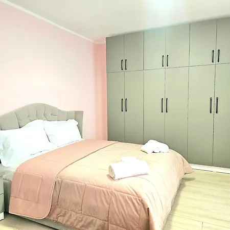 Apartament Dea's Golem (Tirana)