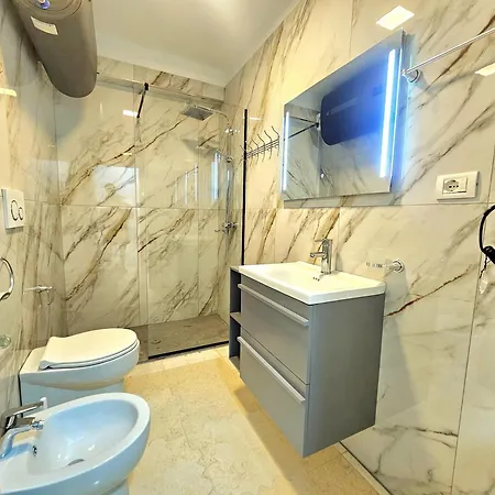 Apartamento Dea's Golem (Tirana)