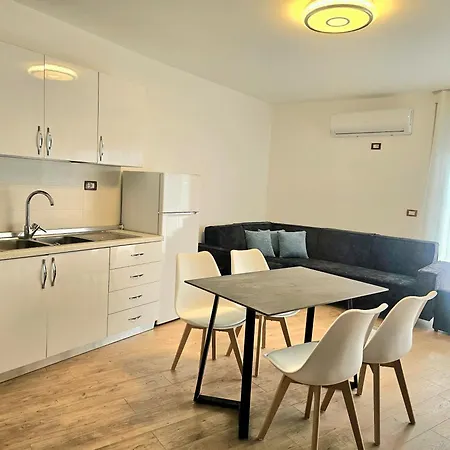 Apartament Dea's